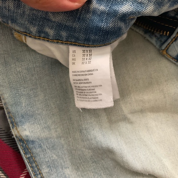 American Eagle Jeans - Picture 3 of 4